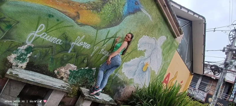 Live sex webcam photo for Amii_Mons #6860269