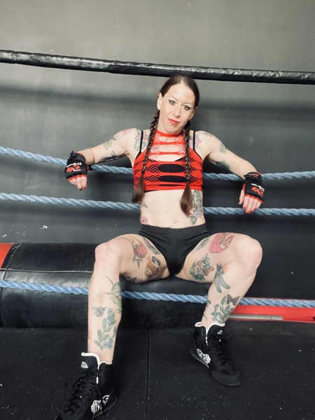 Live sex webcam photo for SaskiaSharman #6240727