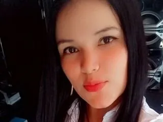 Live sex webcam photo for AlahiaSeexy #6304850