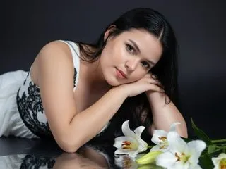 Live sex webcam photo for AlahiaSeexy #8472800