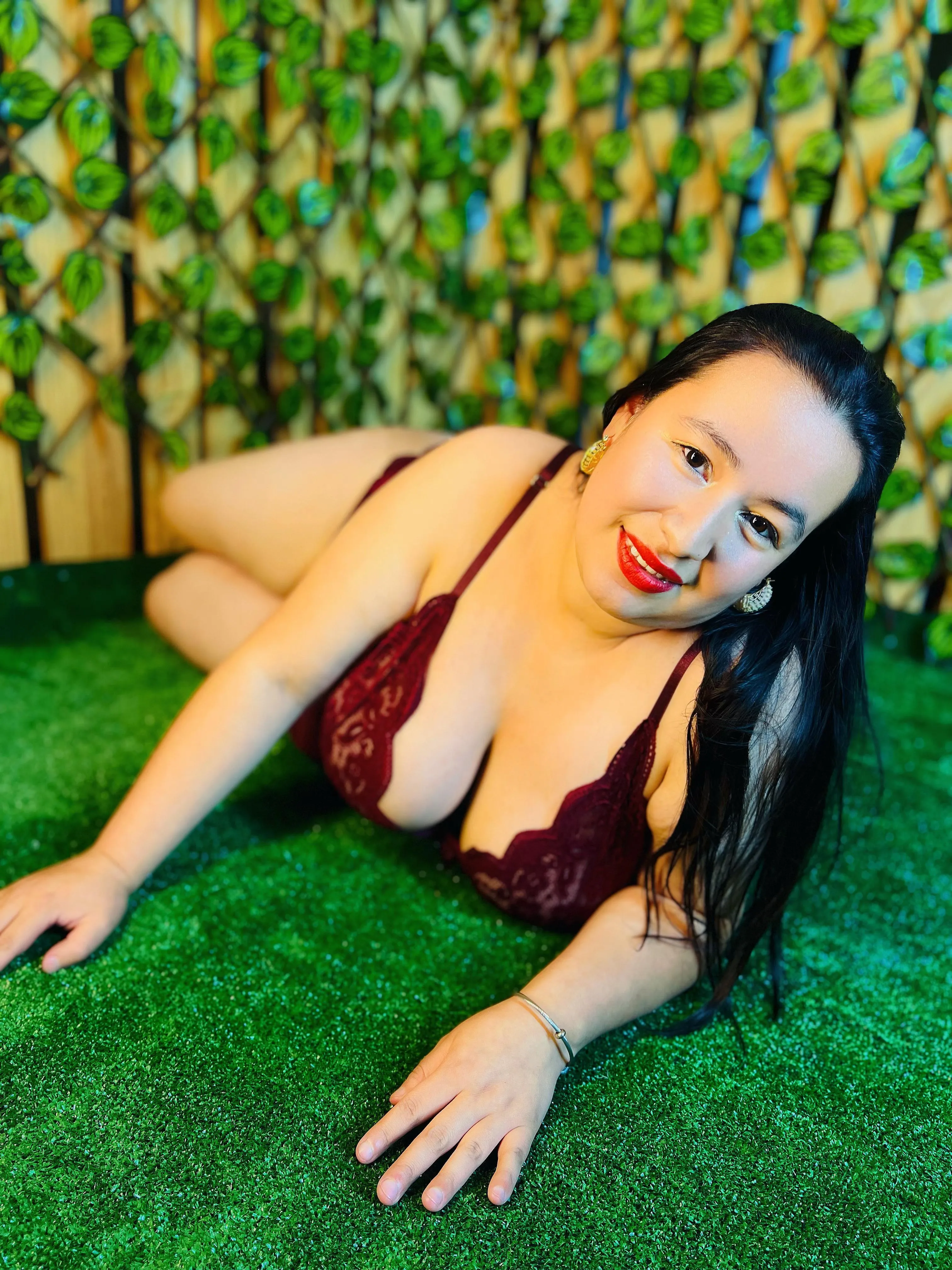 Live sex webcam photo for NaomyPrinces #7868884