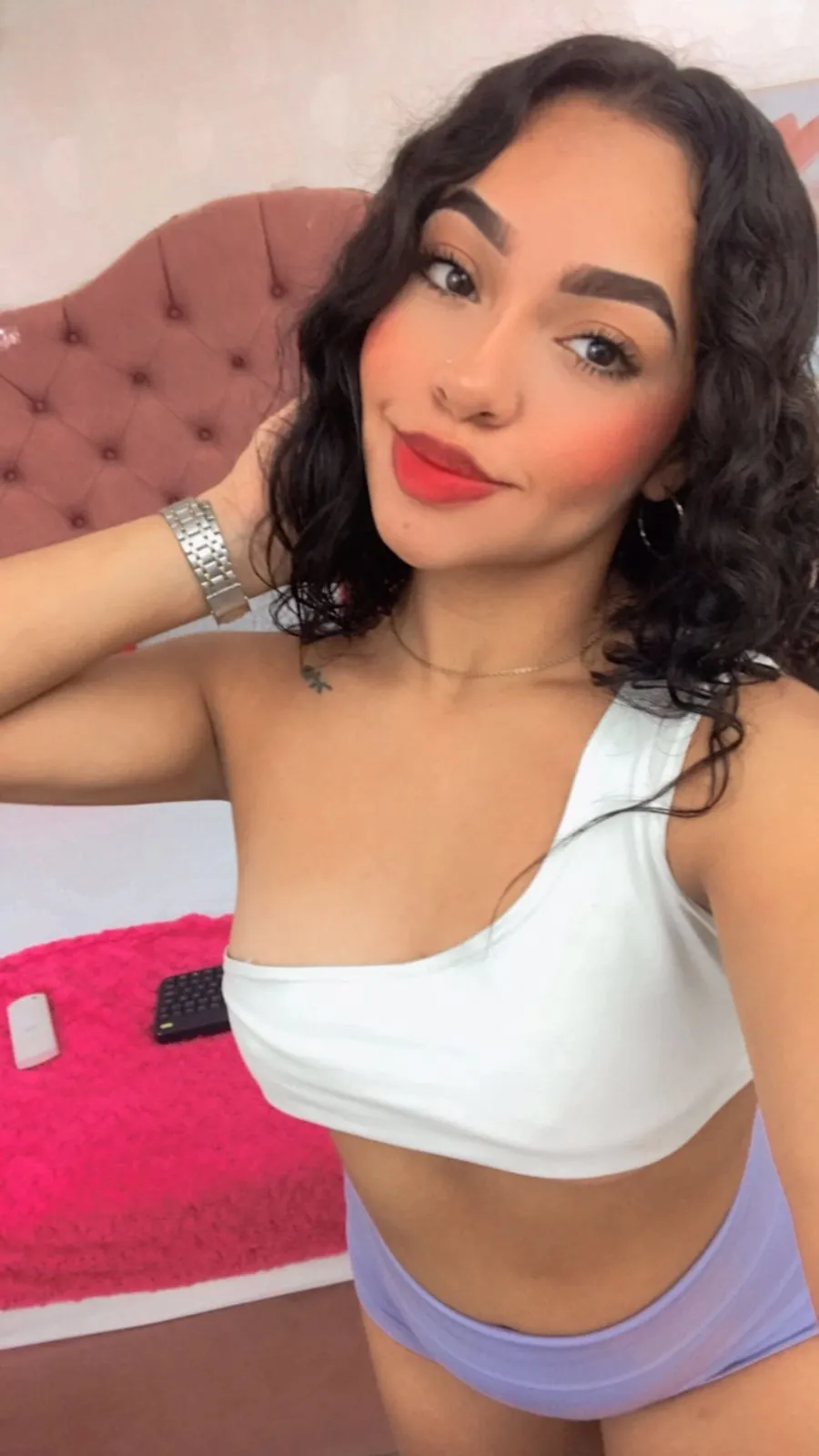 Live sex webcam photo for VictoriaBlaake #7287921