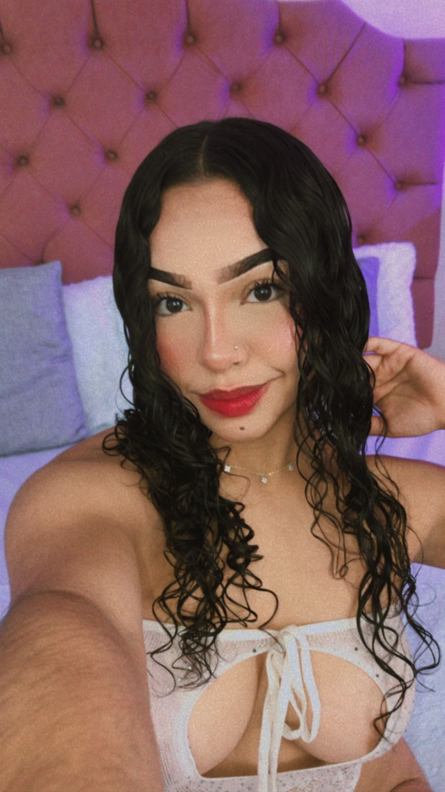 Live sex webcam photo for VictoriaBlaake #7491543