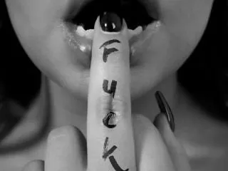 Live sex webcam photo for Lily_Arouse #6332793