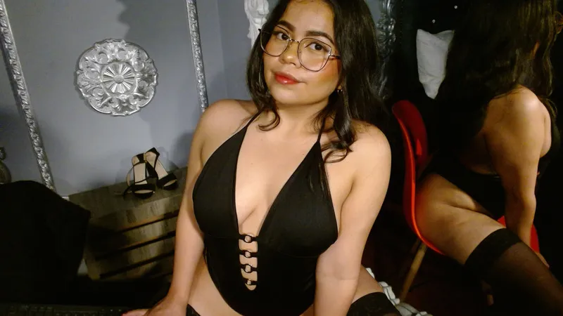 Live sex webcam photo for Lily_Arouse #6262699