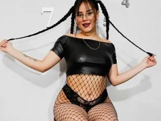 Live sex webcam photo for LuccyHard #6238960