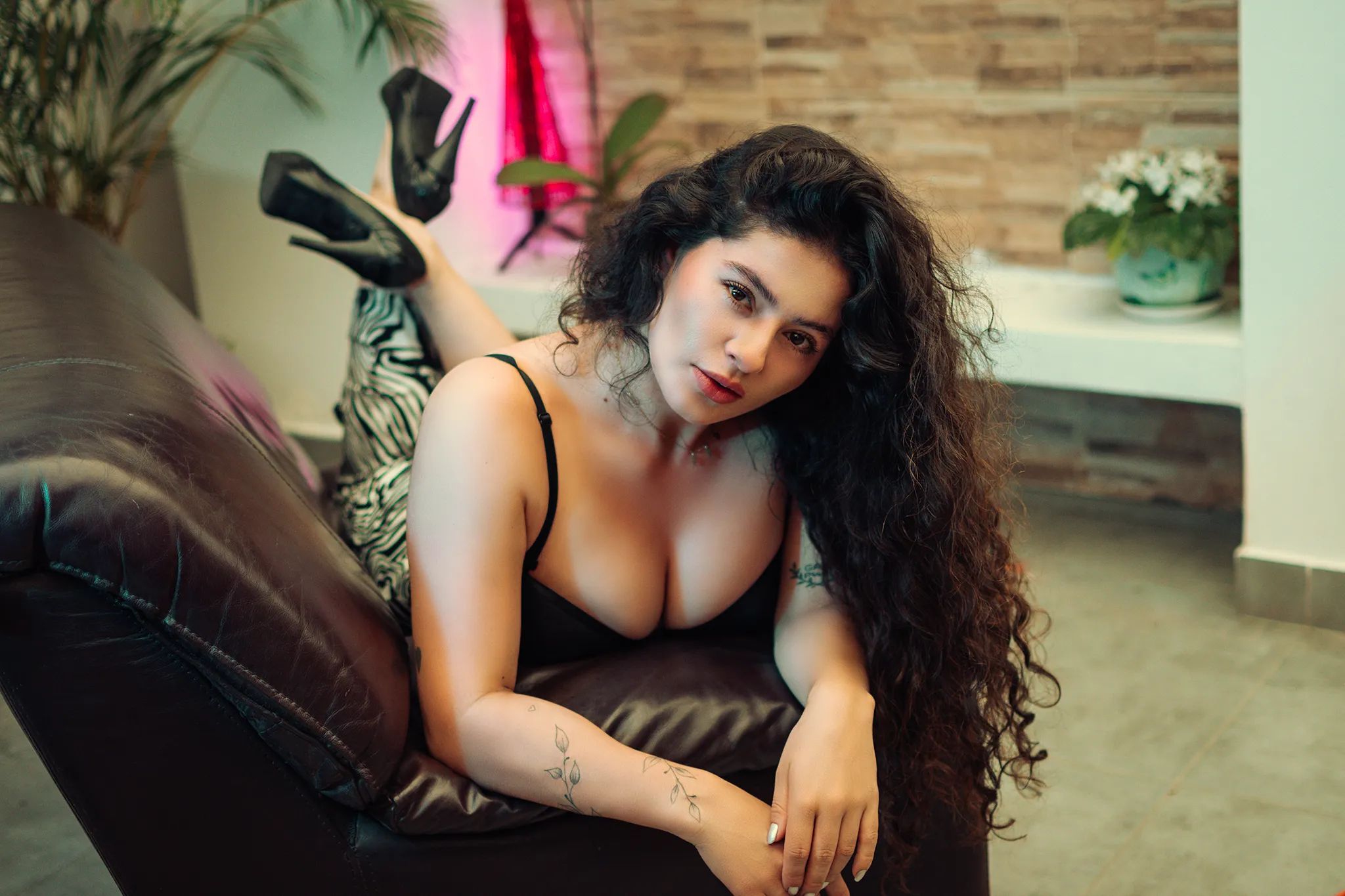 Live sex webcam photo for MonserrattMiller #7210994