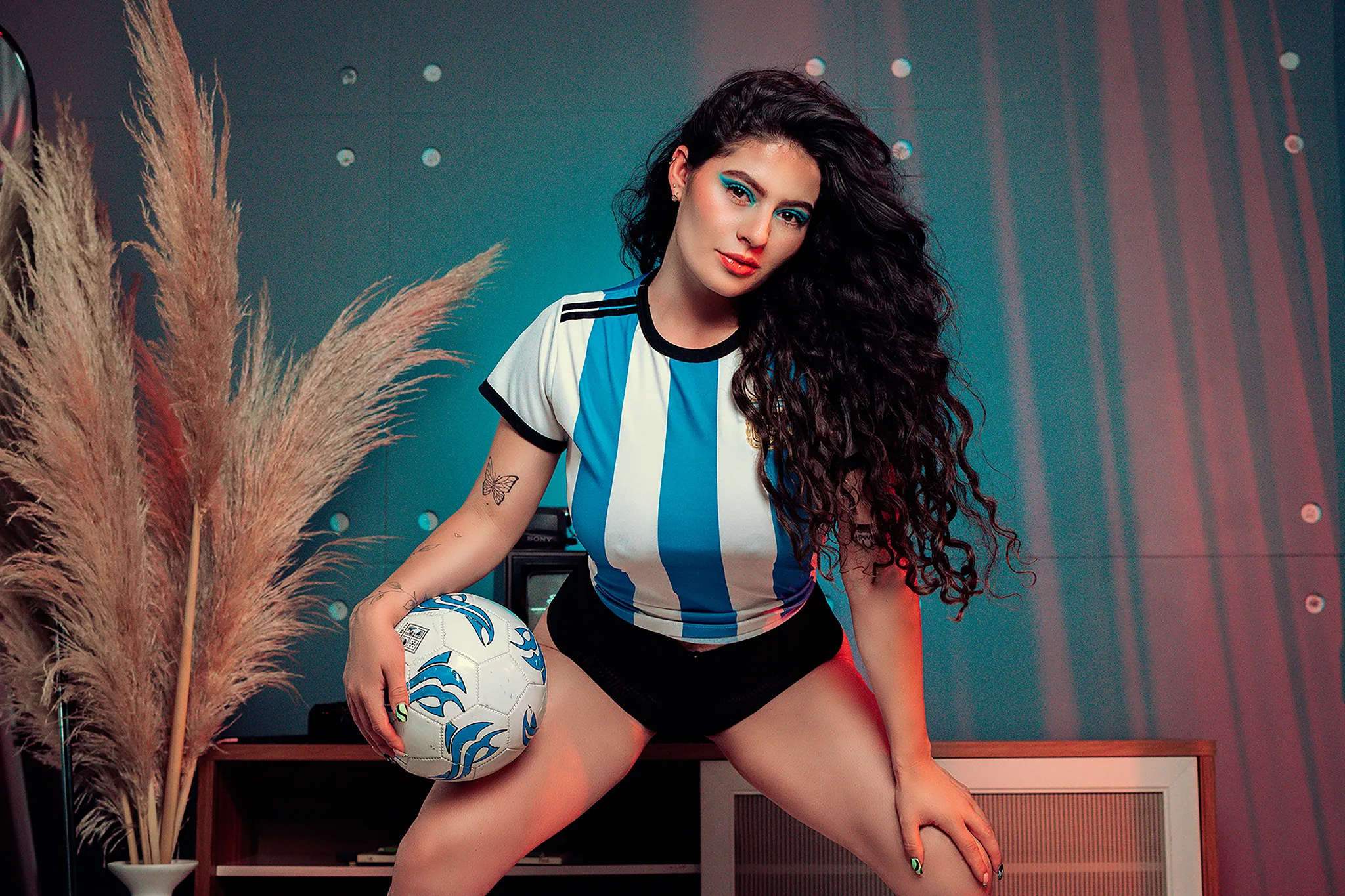 Live sex webcam photo for MonserrattMiller #7210998