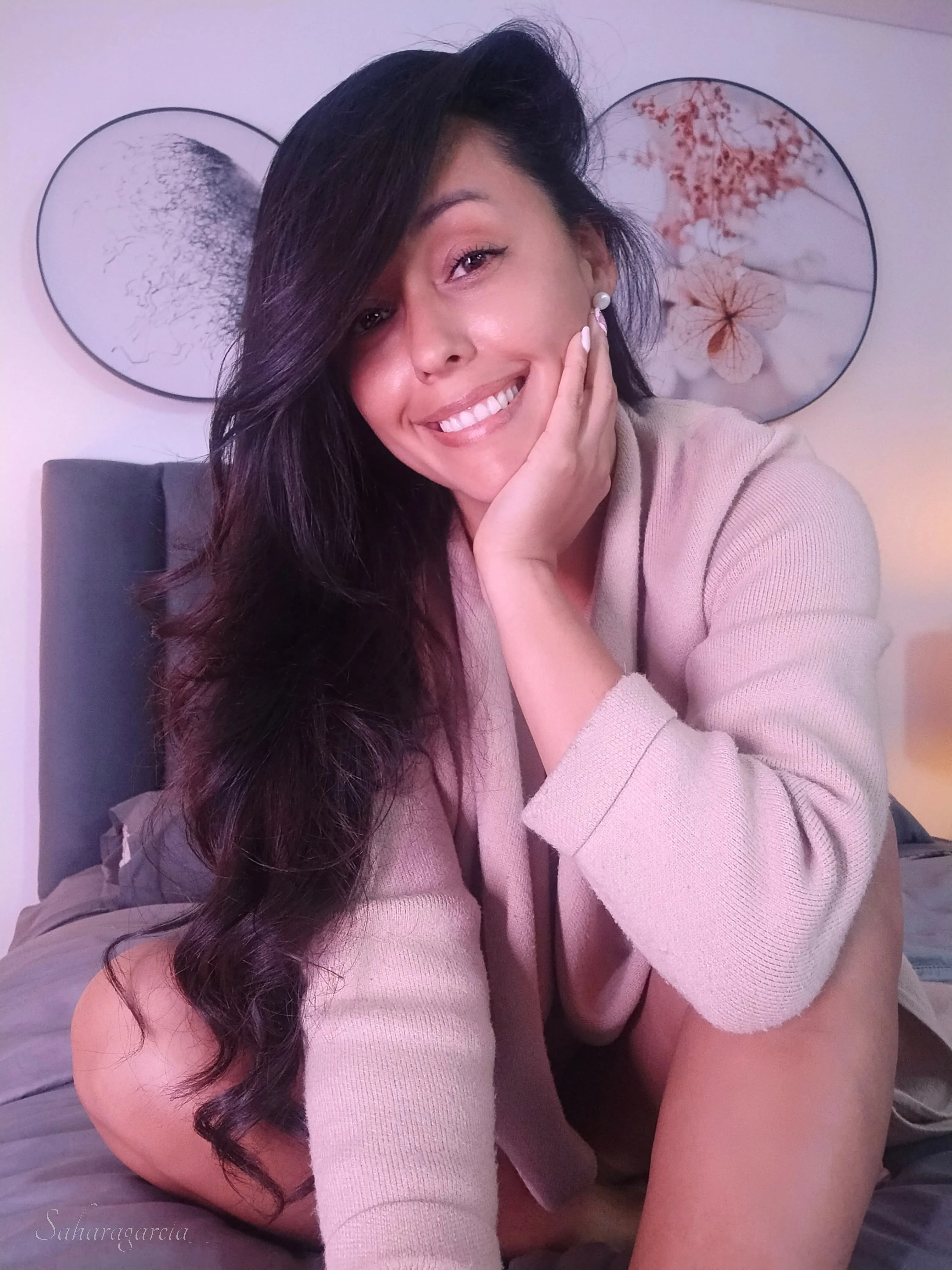 Live sex webcam photo for SaharaG #7778207