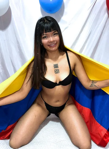 Live sex webcam photo for lorecherry #6362291