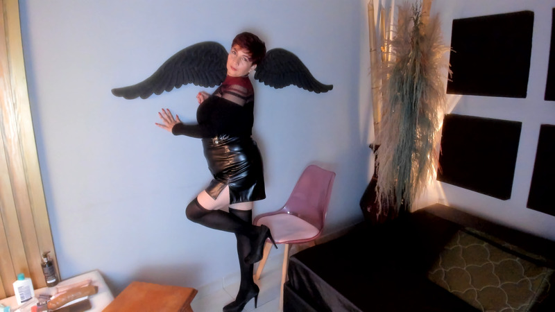 Live sex webcam photo for JoneexxSophy #6310796