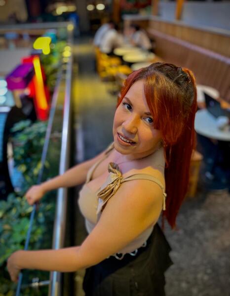 Live sex webcam photo for AngelCarmesy #6283143