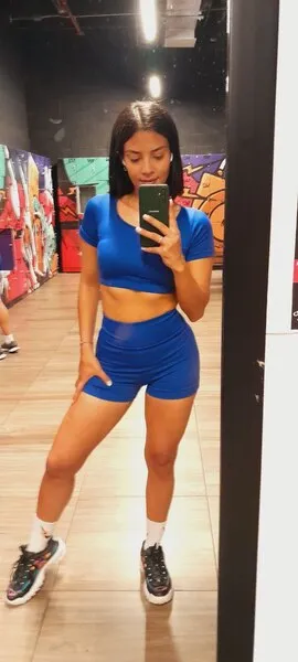 Live sex webcam photo for kaylaSapphire #6287396