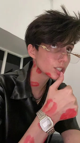 Live sex webcam photo for AlexMills18 #6695271