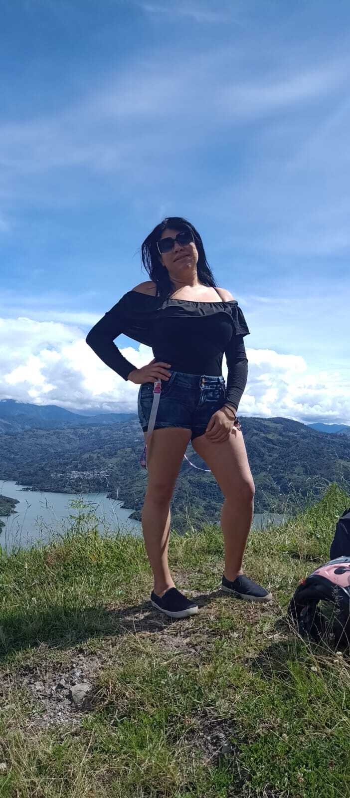 Live sex webcam photo for ALMAWHITHE #7450784