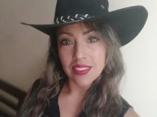 Live sex webcam photo for PersefoneQueen69 #6257235