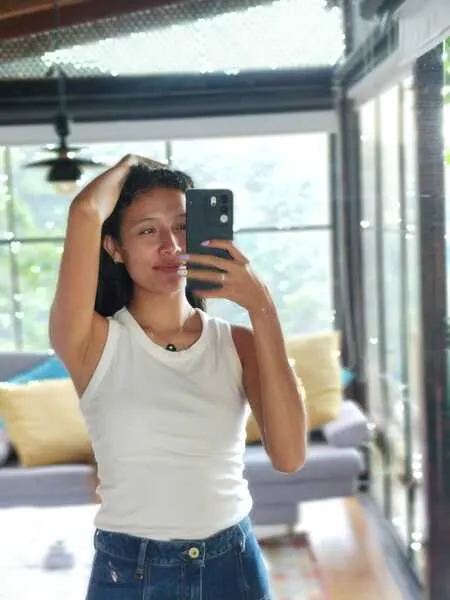 Live sex webcam photo for ALICEE_MOON #6827392