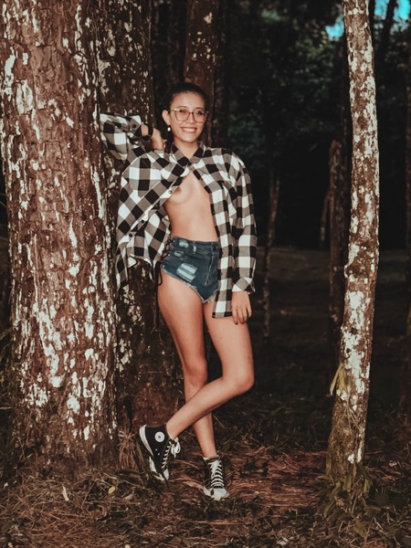 Live sex webcam photo for ALICEE_MOON #6524870