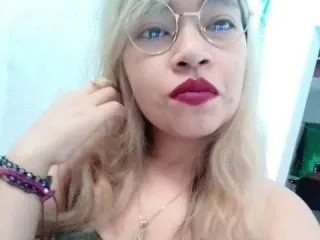 Live sex webcam photo for Emiy #6253641
