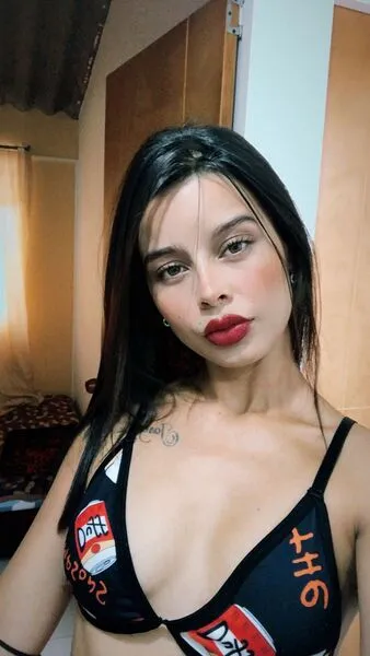 Live sex webcam photo for CameronFoxx #6308668