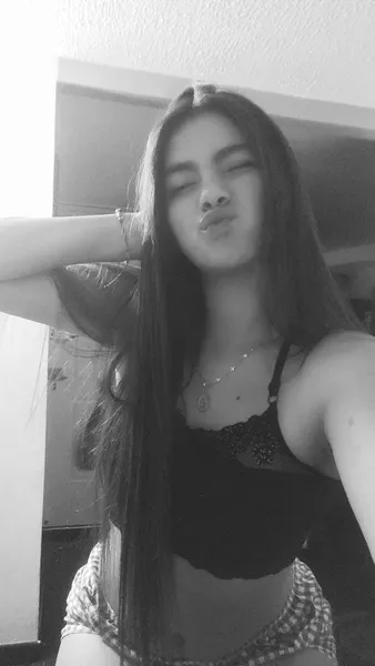 Live sex webcam photo for AlahyaDifiori #6269606