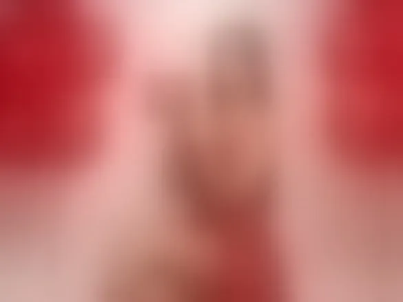 Live sex webcam photo for KittyKluum #8356407