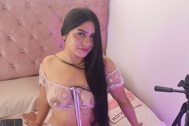 Live sex webcam photo for tamarakey #6322616