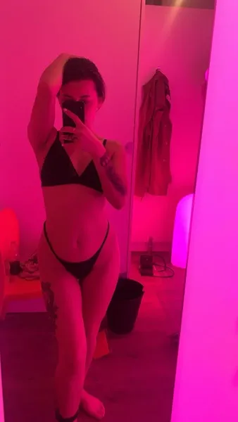 Live sex webcam photo for AriahHoney #6289330