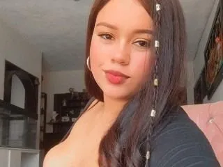 Live sex webcam photo for MarilynLyn #6260662