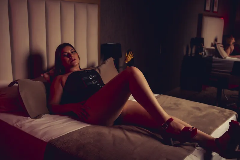 Live sex webcam photo for HollyCaldwell #6277844