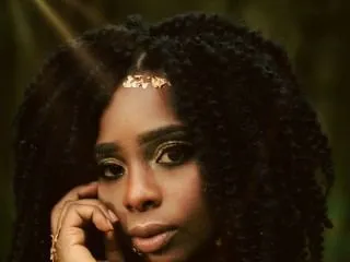 Live sex webcam photo for NahomyBanks #6264312