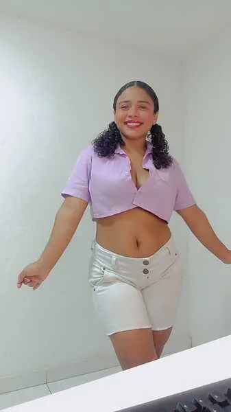 Live sex webcam photo for LuceroSuithKm #6420733