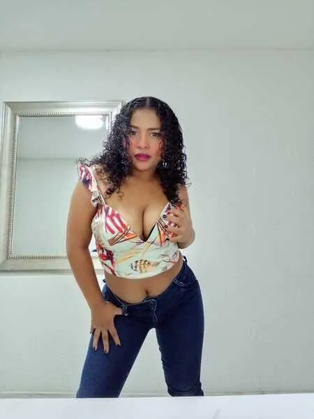 Live sex webcam photo for LuceroSuithKm #6417230