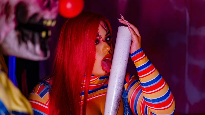 Live sex webcam photo for AntonellaFerreer #6536032