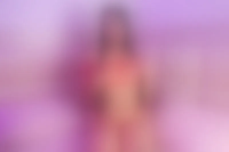 Live sex webcam photo for EmmaaHenderson #6328817