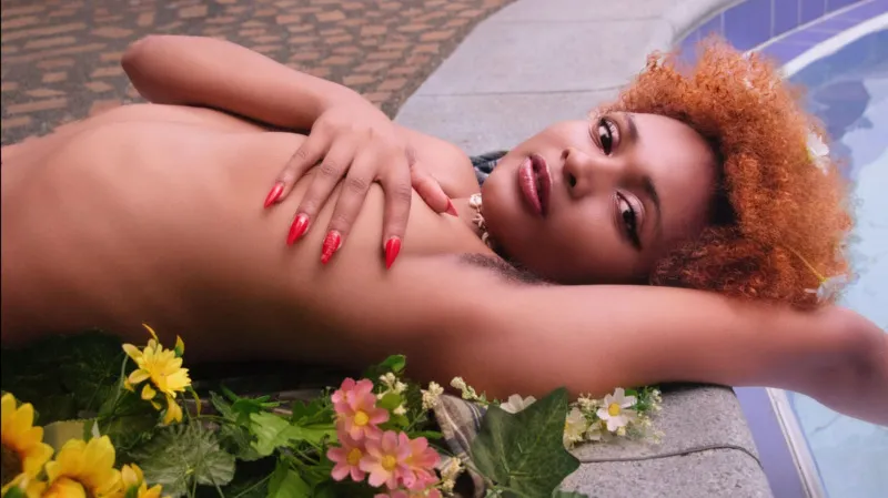 Live sex webcam photo for Curly_Gurl #6293496