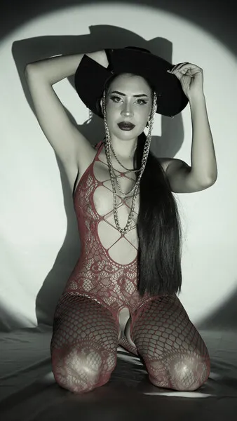 Live sex webcam photo for Lizylorente #7419628