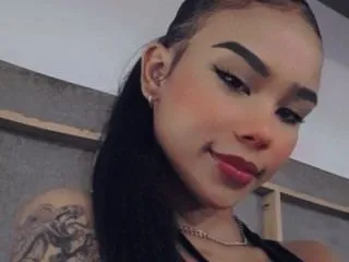 Live sex webcam photo for tiffanyfox18 #6265944