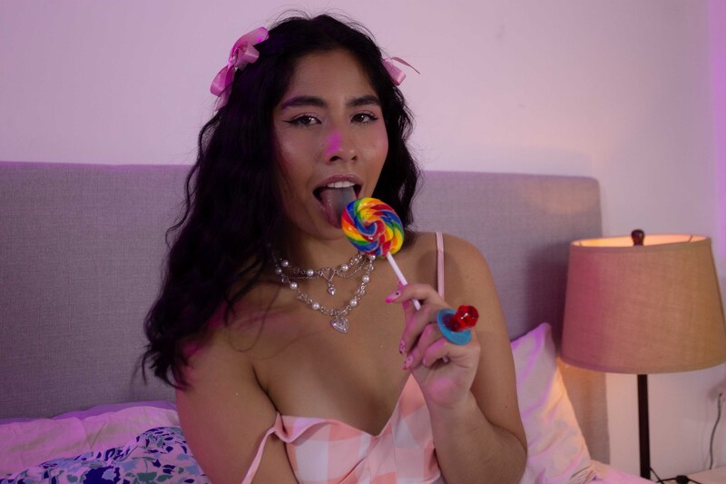 Live sex webcam photo for ZafiroEvans #6484350