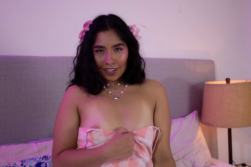 Live sex webcam photo for ZafiroEvans #6484359