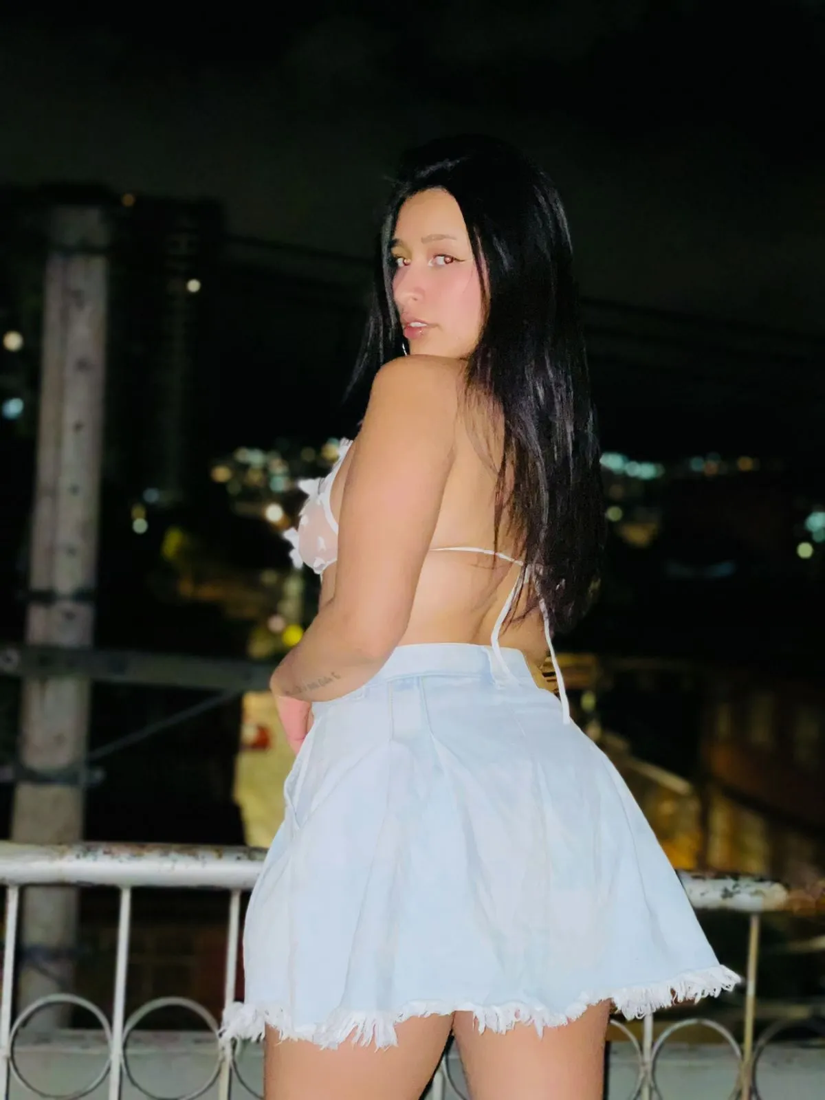 Live sex webcam photo for SaraHoorny #7818889