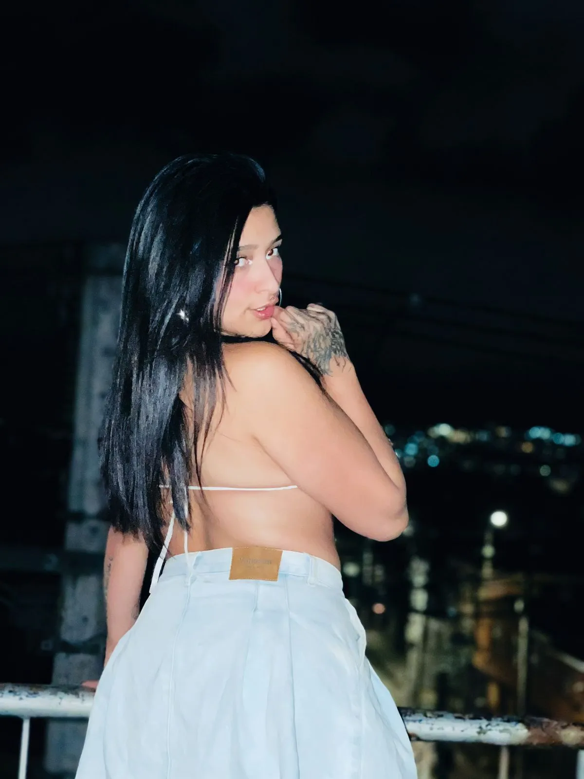 Live sex webcam photo for SaraHoorny #7818890