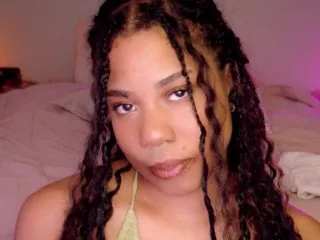 Live sex webcam photo for RaeWerks #8560410