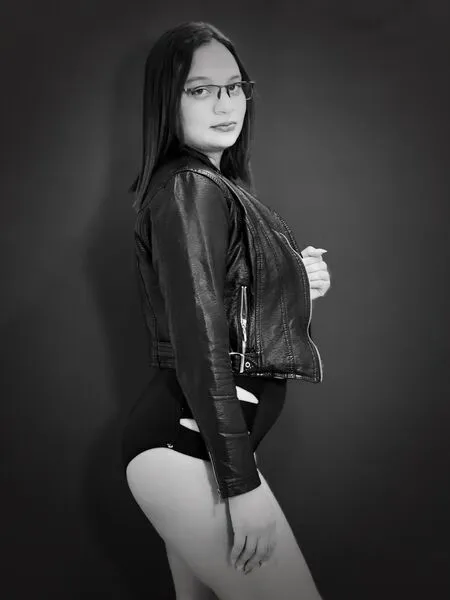 Live sex webcam photo for Victoria_Lea #6282833