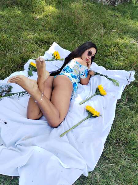 Live sex webcam photo for ValeriieLee101 #6494253