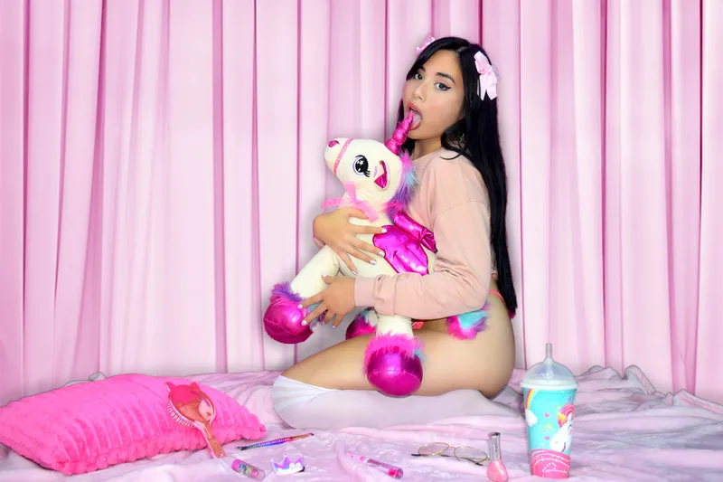 Live sex webcam photo for Alimuellerr #6282276