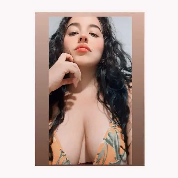 Live sex webcam photo for loanasantos #6286275