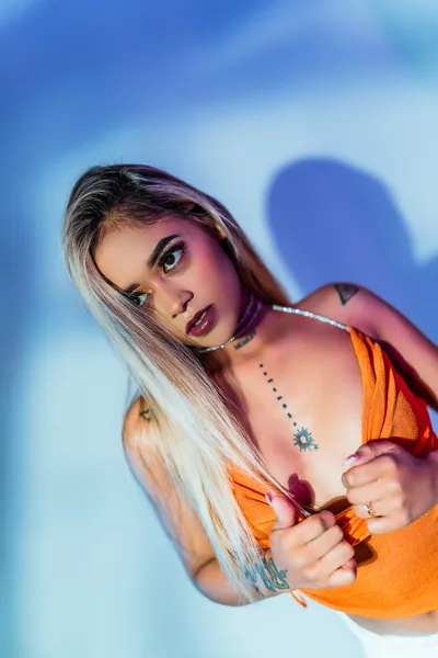 Live sex webcam photo for RoxaneStorm #6305646