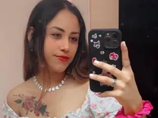 Live sex webcam photo for LunaAmatista #8713257