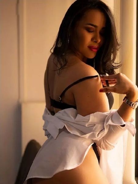 Live sex webcam photo for CristalVenst #6326277